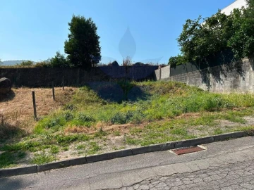 Terreno para Venda em Este (São Pedro e São Mamede)