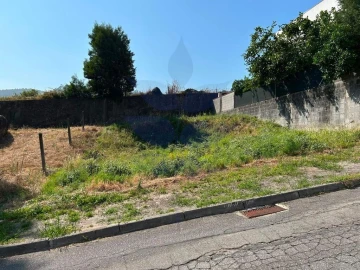 Terreno para Venda em Este (São Pedro e São Mamede)