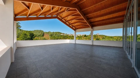 Prédio para Venda em Pombeiro da Beira
