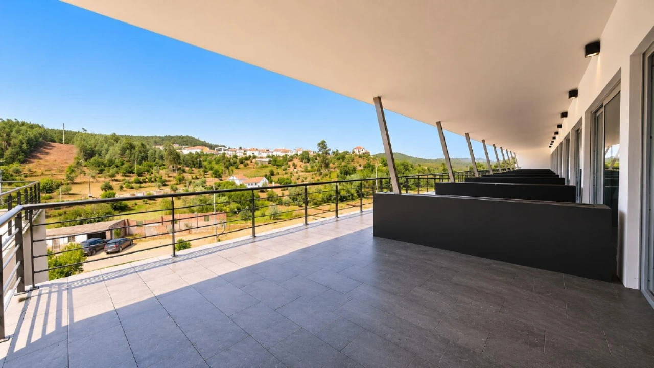Prédio para Venda em Pombeiro da Beira Foto 16