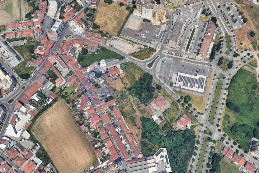 Moradia T1 para Venda em Rio Tinto Foto 22