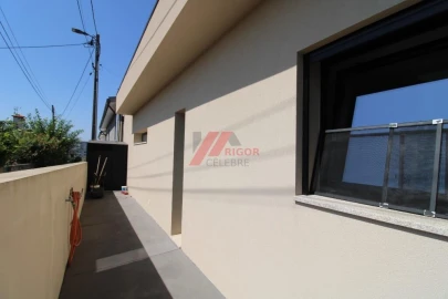 Moradia T3 para Venda em Bougado (São Martinho e Santiago)