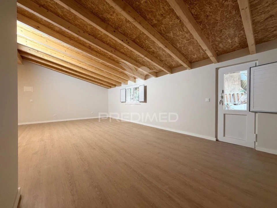 Apartamento T2 para Venda em Palmela Foto 14