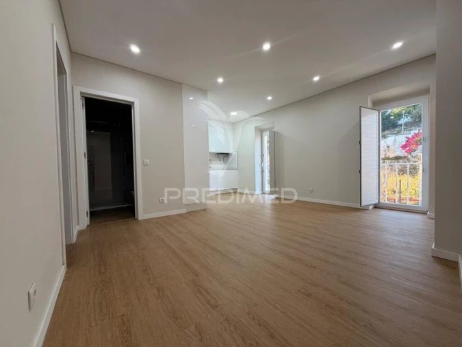 Apartamento T2 para Venda em Palmela Foto 3