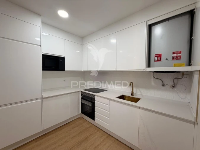 Apartamento T2 para Venda em Palmela Foto 8