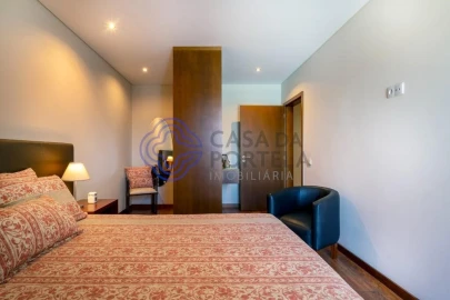 Moradia T5 para Venda em Ancede e Ribadouro