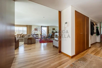 Moradia T5 para Venda em Ancede e Ribadouro