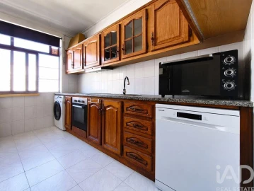 Apartamento T3 para Venda em Subportela, Deocriste e Portela Susã