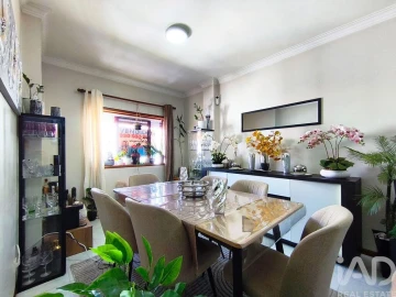 Apartamento T3 para Venda em Subportela, Deocriste e Portela Susã