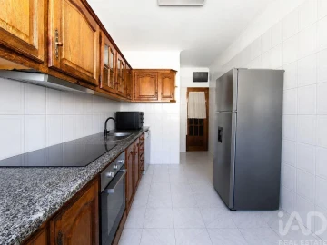 Apartamento T3 para Venda em Subportela, Deocriste e Portela Susã