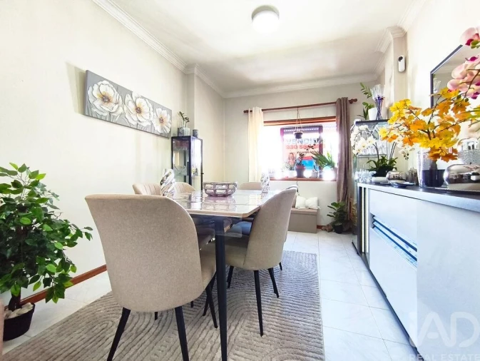 Apartamento T3 para Venda em Subportela, Deocriste e Portela Susã Foto 2