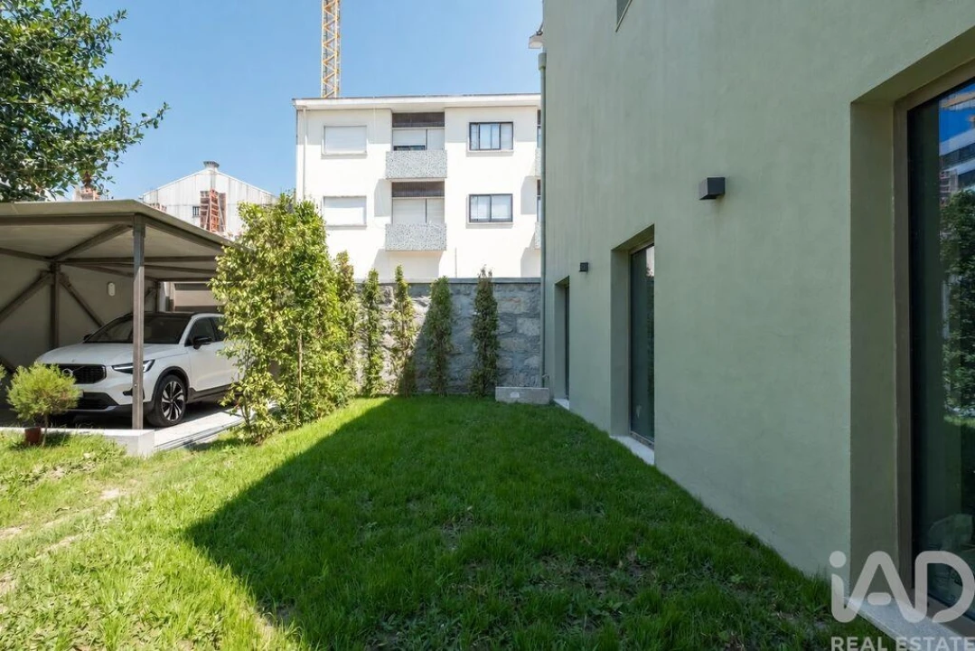 Moradia T4 para Venda em Campanhã Foto 21