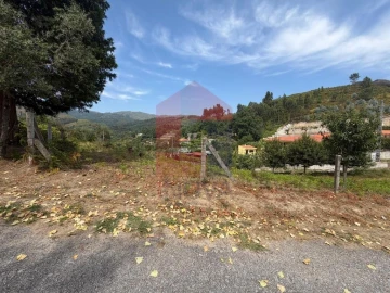 Terreno para Venda em Valdreu
