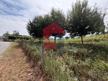Terreno para Venda em Valdreu
