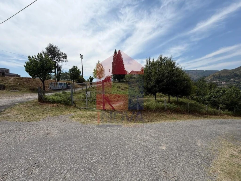 Terreno para Venda em Valdreu Foto 12