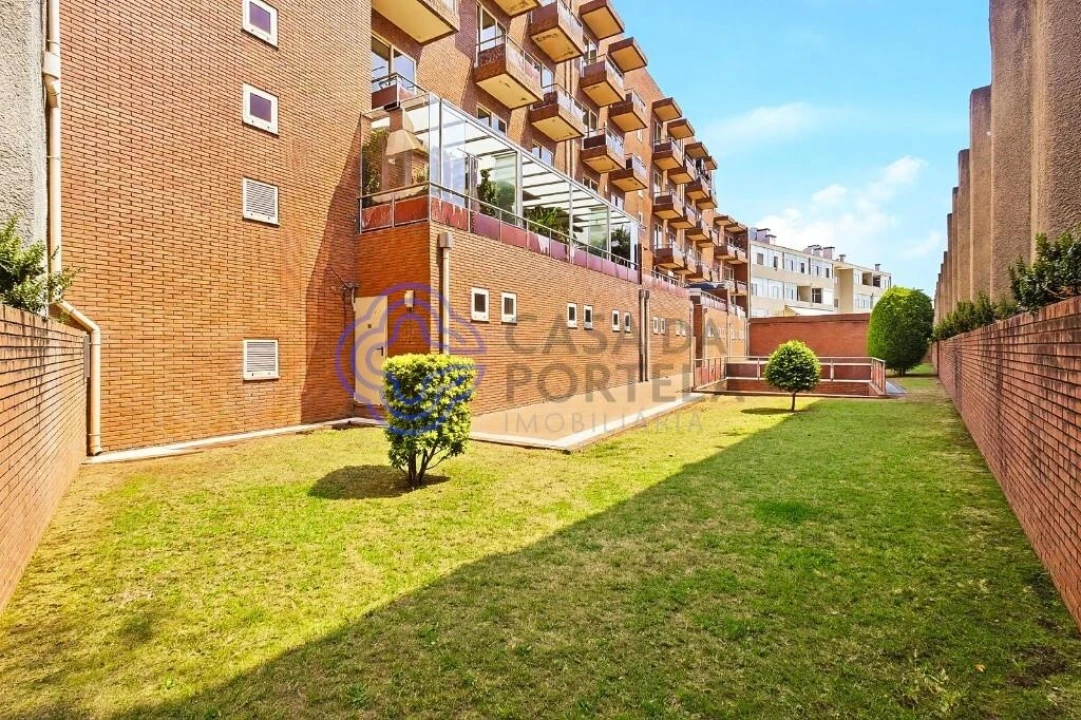 Apartamento T2 para Venda em Santa Marinha e São Pedro da Afurada Foto 27