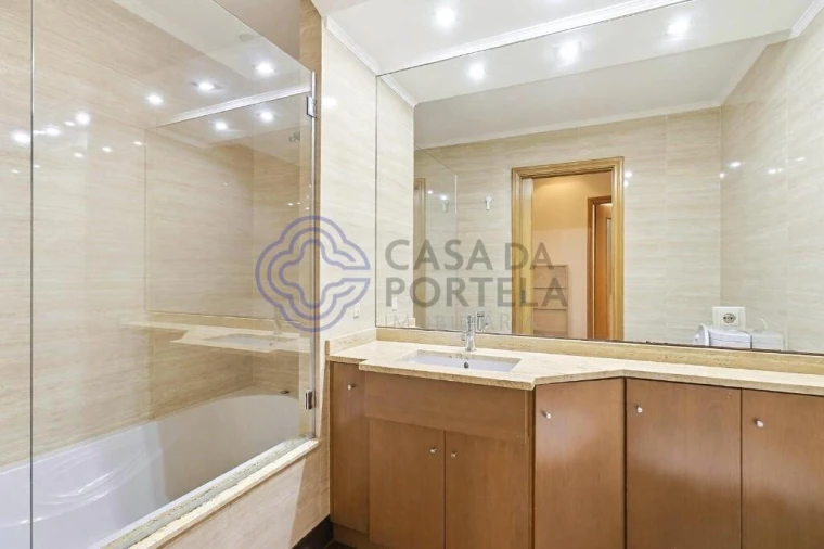 Apartamento T2 para Venda em Santa Marinha e São Pedro da Afurada Foto 17