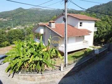 Moradia T4 para Venda em Souto
