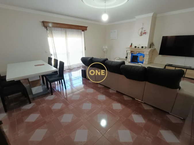 Moradia T4 para Venda em Souto Foto 8