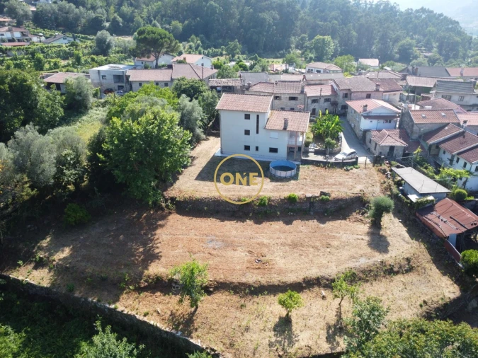 Moradia T4 para Venda em Souto Foto 4