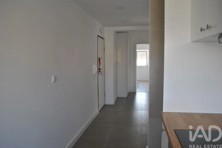 Apartamento T2 para Venda em Odivelas Foto 12