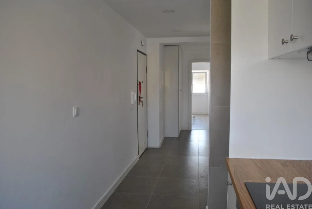 Apartamento T2 para Venda em Odivelas Foto 12