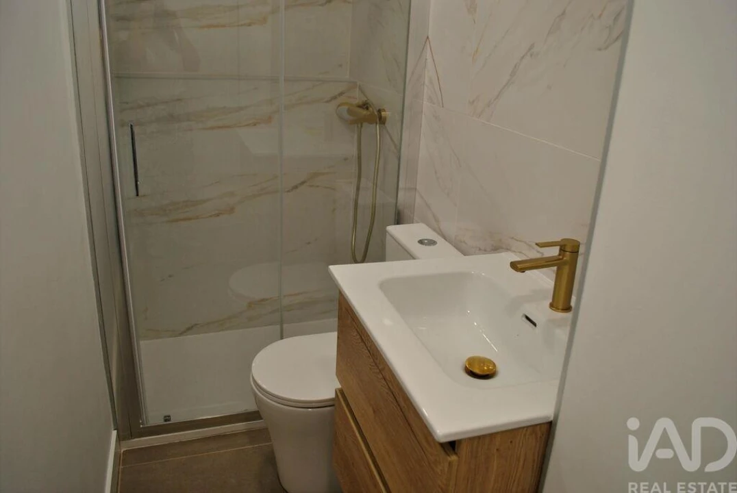 Apartamento T2 para Venda em Odivelas Foto 16