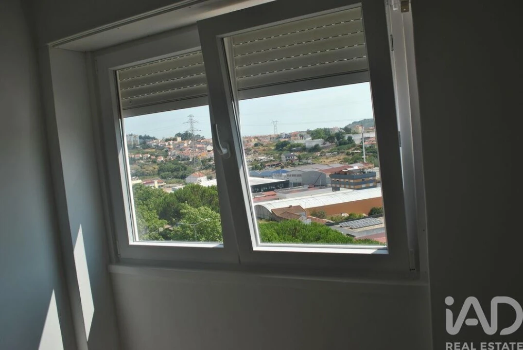 Apartamento T2 para Venda em Odivelas Foto 7