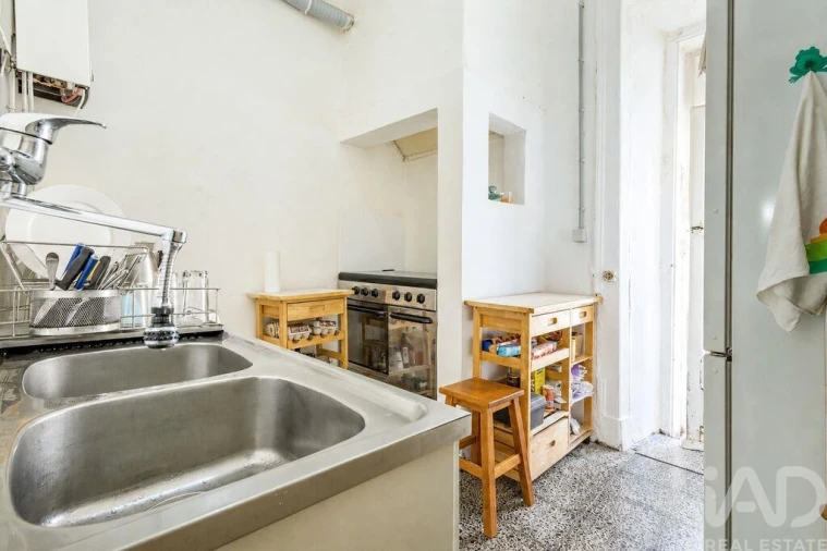 Apartamento T2 para Venda em Misericórdia Foto 8