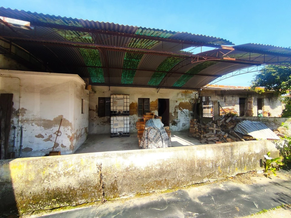 Moradia T4 para Venda em Requeixo, Nossa Senhora de Fátima e Nariz Foto 3