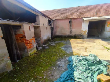 Moradia T4 para Venda em Requeixo, Nossa Senhora de Fátima e Nariz