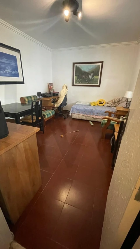 Apartamento T1 para Venda em Carcavelos e Parede