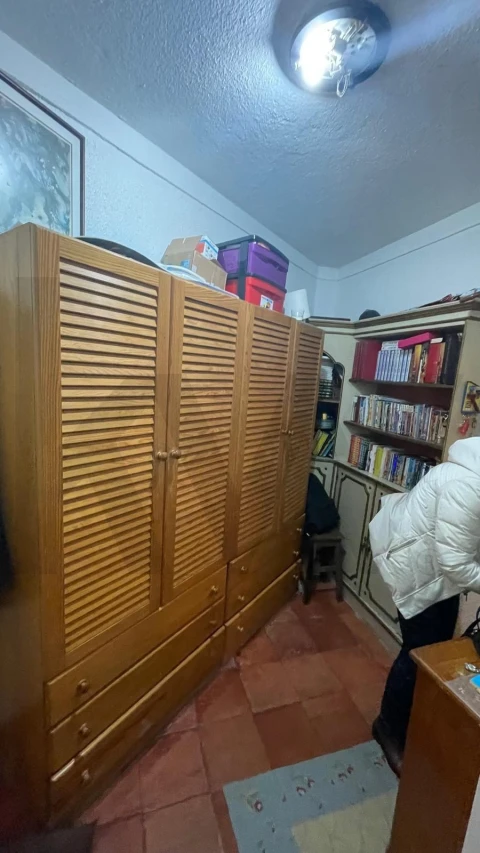 Apartamento T1 para Venda em Carcavelos e Parede
