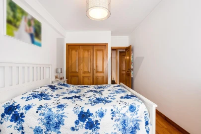 Apartamento T3 para Venda em Sacavém e Prior Velho