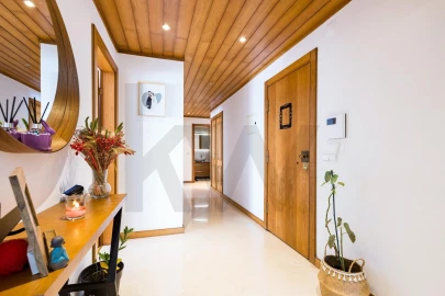 Apartamento T3 para Venda em Sacavém e Prior Velho