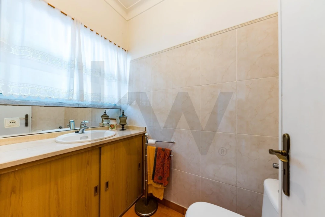 Moradia T5 para Venda em Carcavelos e Parede Foto 25