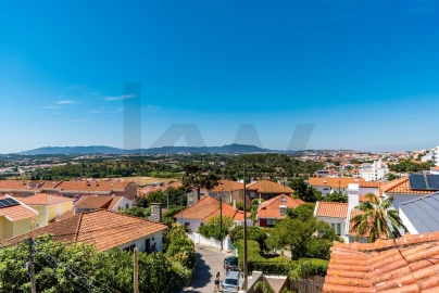 Moradia T5 para Venda em Carcavelos e Parede