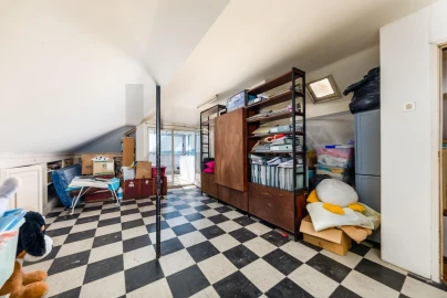 Moradia T5 para Venda em Carcavelos e Parede