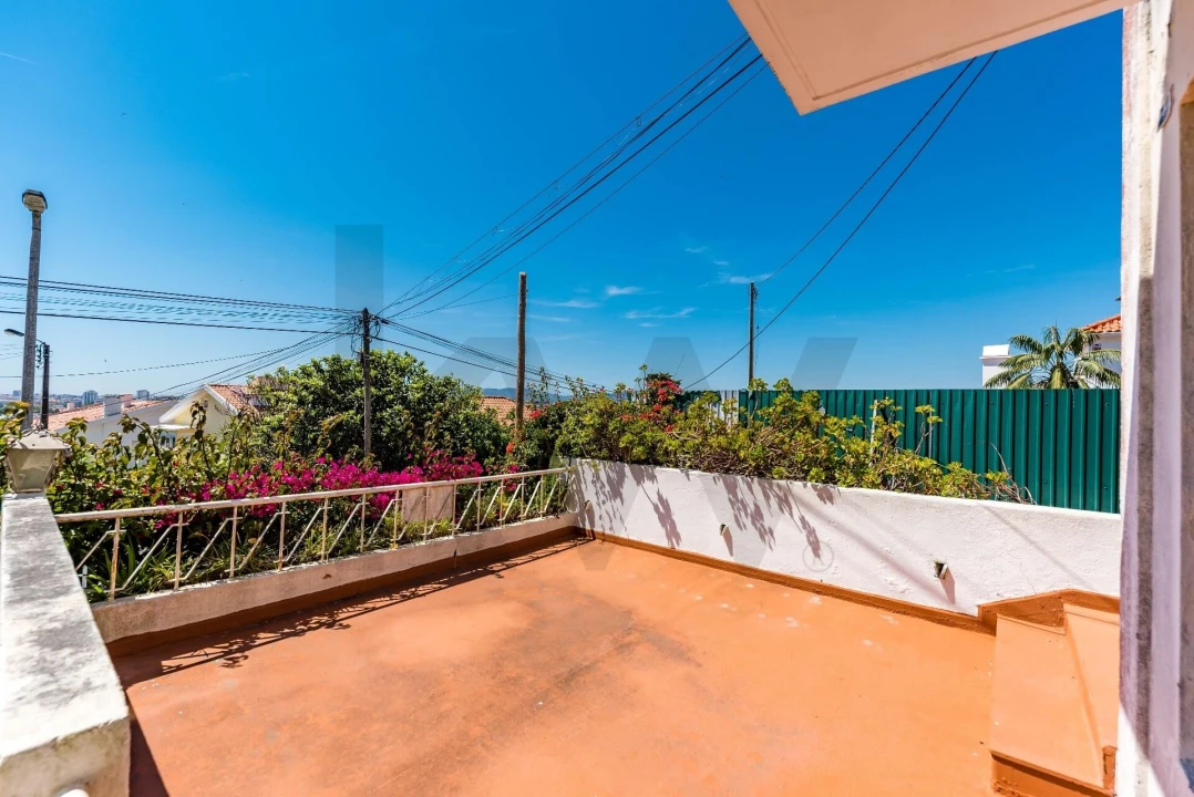Moradia T5 para Venda em Carcavelos e Parede Foto 75