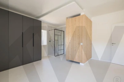 Moradia T5 para Arrendamento em Sesimbra (Castelo)