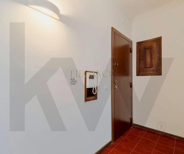 Apartamento T3 para Venda em Carcavelos e Parede Foto 5