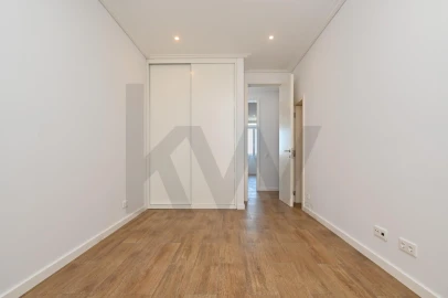 Apartamento T3 para Arrendamento em Oeiras e São Julião da Barra, Paço de Arcos e Caxias