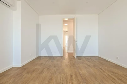 Apartamento T3 para Arrendamento em Oeiras e São Julião da Barra, Paço de Arcos e Caxias
