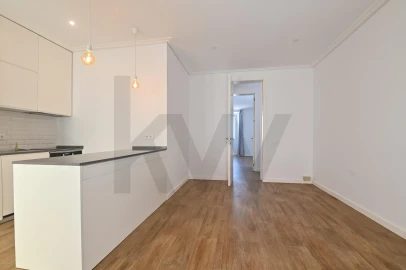 Apartamento T3 para Arrendamento em Oeiras e São Julião da Barra, Paço de Arcos e Caxias