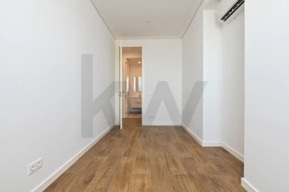 Apartamento T3 para Arrendamento em Oeiras e São Julião da Barra, Paço de Arcos e Caxias