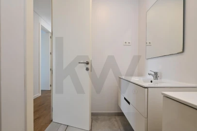 Apartamento T3 para Arrendamento em Oeiras e São Julião da Barra, Paço de Arcos e Caxias