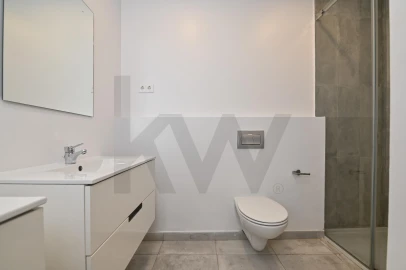 Apartamento T3 para Arrendamento em Oeiras e São Julião da Barra, Paço de Arcos e Caxias