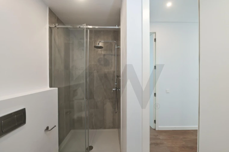 Apartamento T3 para Arrendamento em Oeiras e São Julião da Barra, Paço de Arcos e Caxias Foto 17