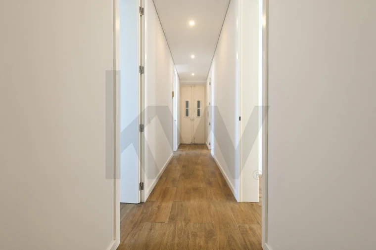 Apartamento T3 para Arrendamento em Oeiras e São Julião da Barra, Paço de Arcos e Caxias Foto 12