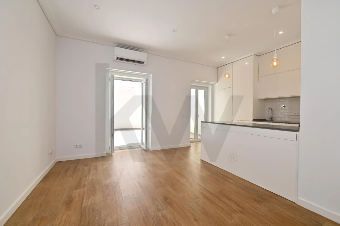 Apartamento T3 para Arrendamento em Oeiras e São Julião da Barra, Paço de Arcos e Caxias Foto 1